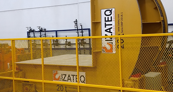Izateq - Volteadores